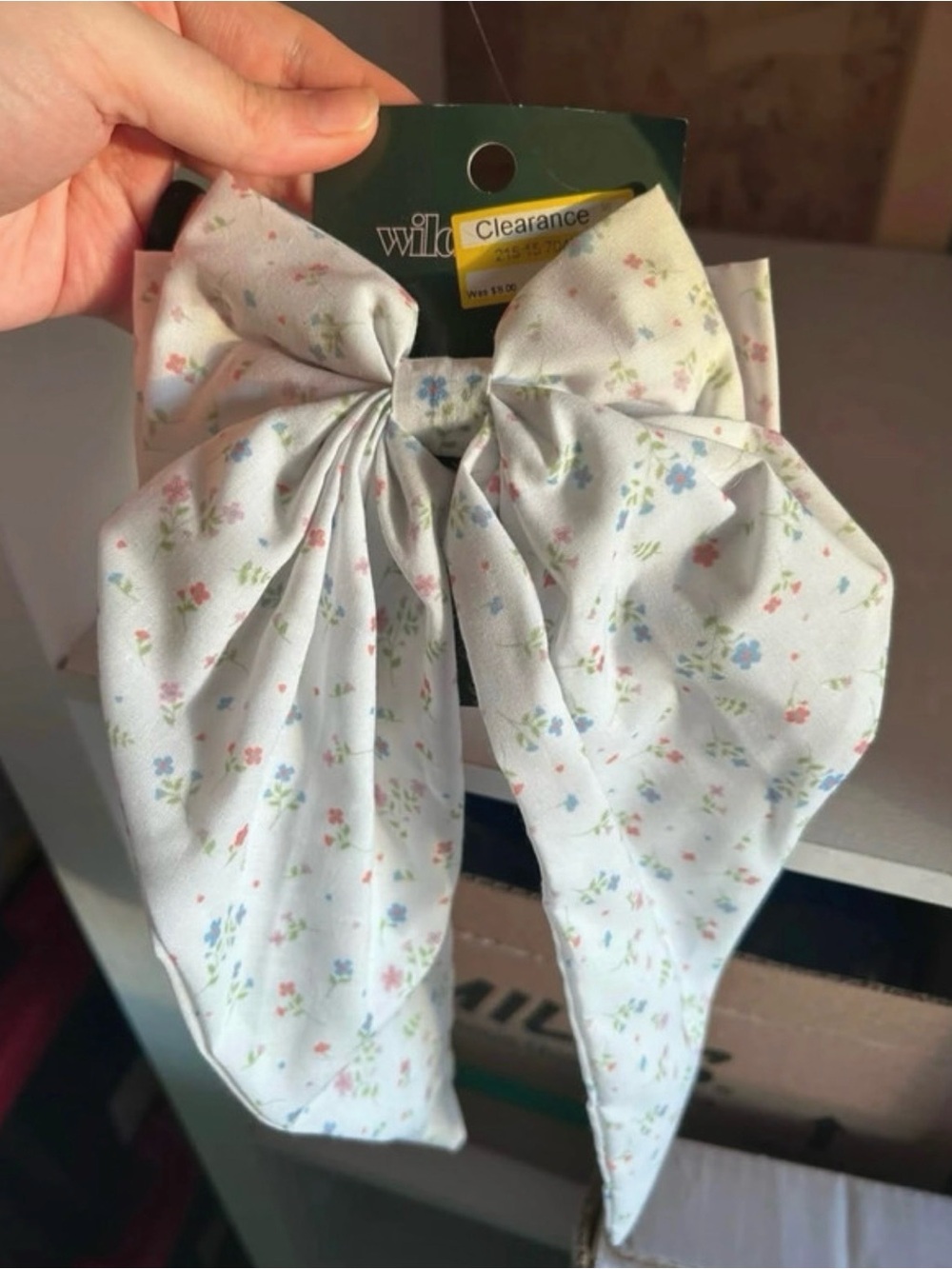 Cat & Jack White Floral Bow Hair Clip